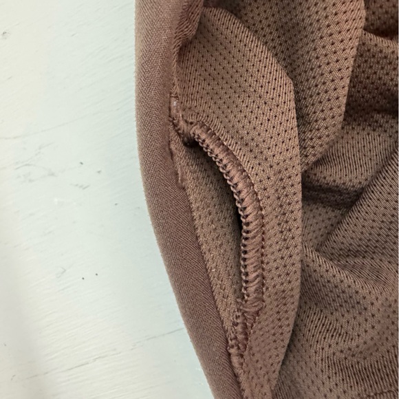 Target All in Motion Longline Bra Tank Top Cropped Solid Dark Brown Chocolate - Picture 6 of 8